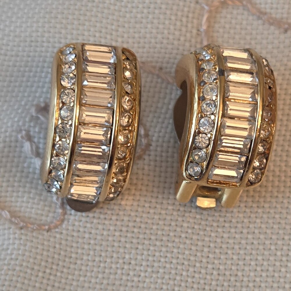 Vintage Gold Tone and Crystal Clip on Earrings